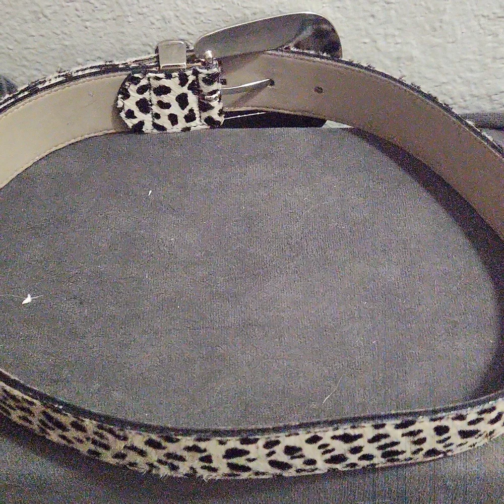 Streets Ahead Black and White Leopard Print Western Buckle Belt - Picture 4 of 5